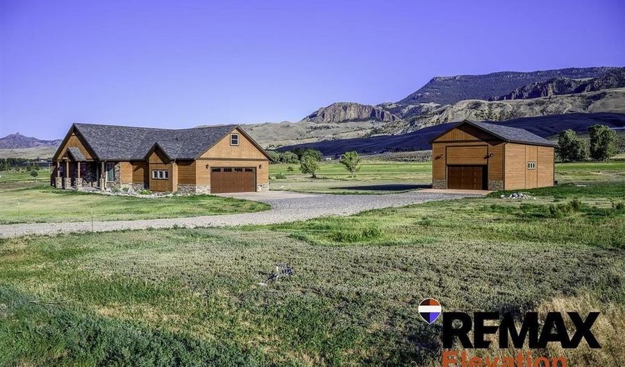 108 Stillwater Dr, Cody, WY 82414 - 4 Beds, 1 Bath