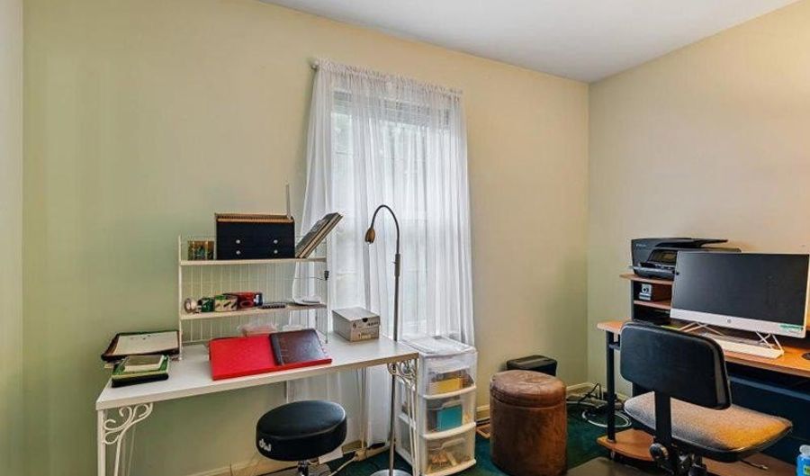 13404 KATRINKA Dr, Bowie, MD 20720 - 5 Beds, 3 Bath