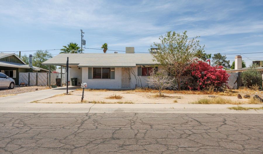725 E MANOR Dr, Casa Grande, AZ 85122 - 3 Beds, 2 Bath