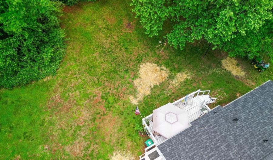 142 Dogwood St, Amherst, VA 24521 - 3 Beds, 2 Bath