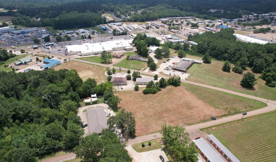 1071 W Congress St, Brookhaven, MS 39601 - 0 Beds, 0 Bath