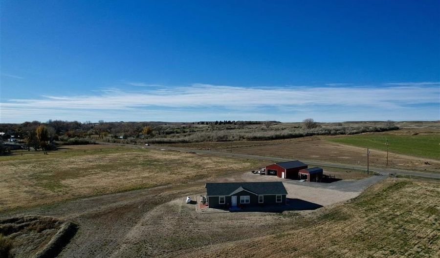 4127 Golf Course Rd, Basin, WY 82410 - 3 Beds, 2 Bath