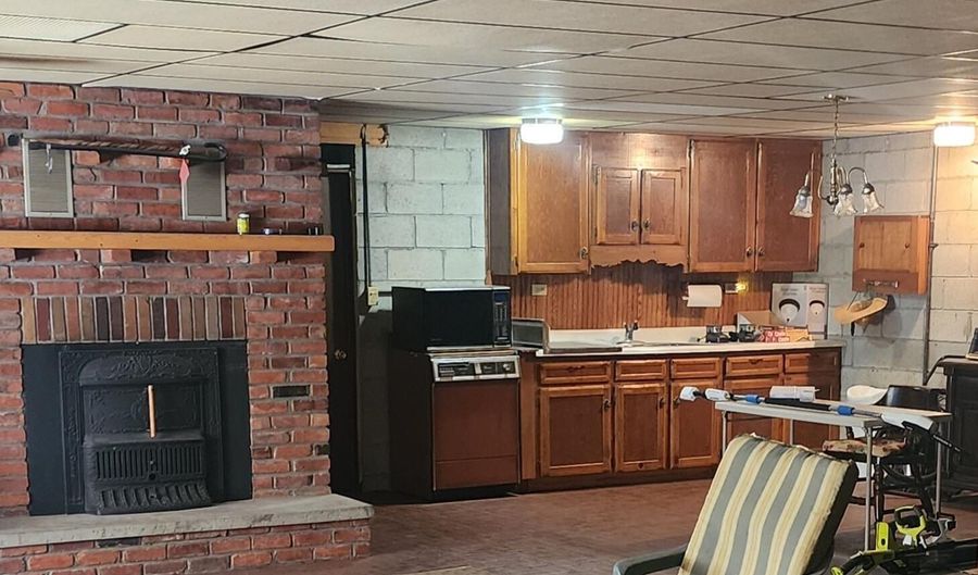 1090 Oakridge Dr, Alpena, MI 49707 - 3 Beds, 2 Bath