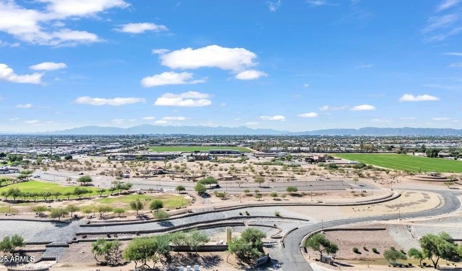 3855 S MCQUEEN Rd 100, Chandler, AZ 85286 - 3 Beds, 2 Bath