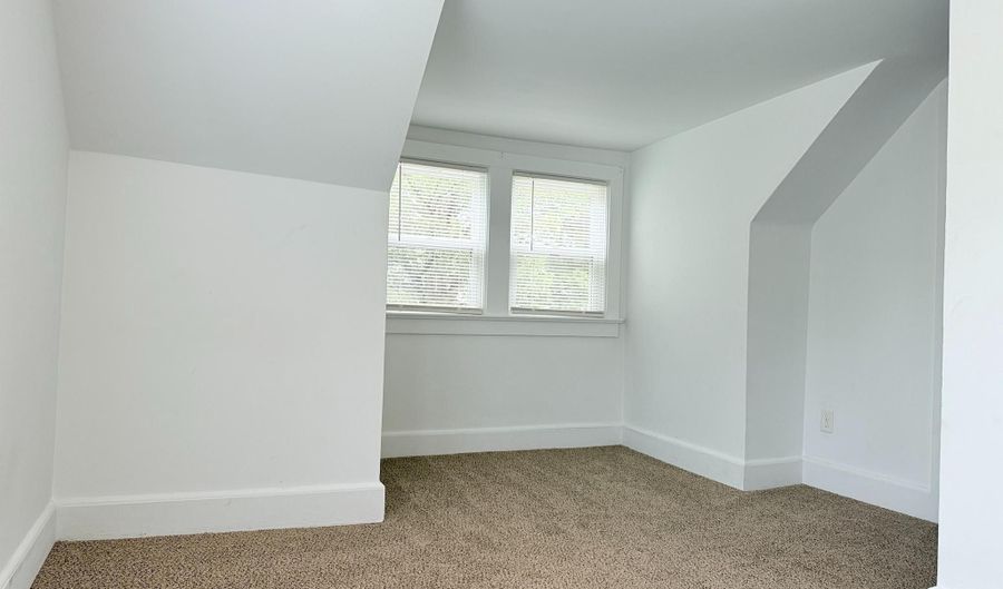 3 W NINTH St, Blades, DE 19973 - 3 Beds, 1 Bath