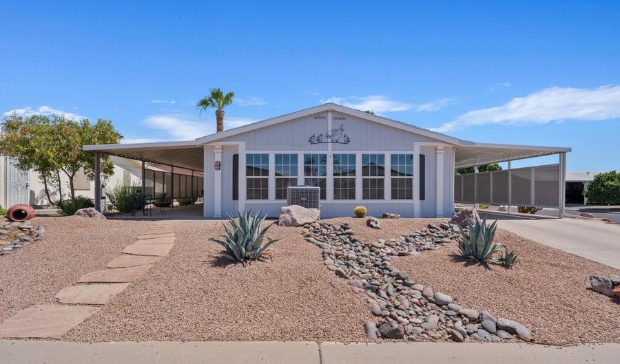 3700 S TOMAHAWK Rd 42, Apache Junction, AZ 85119 - 3 Beds, 2 Bath
