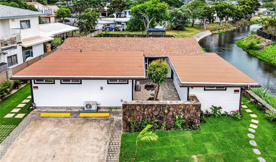 743 Akumu St, Kailua, HI 96734 - 3 Beds, 3 Bath