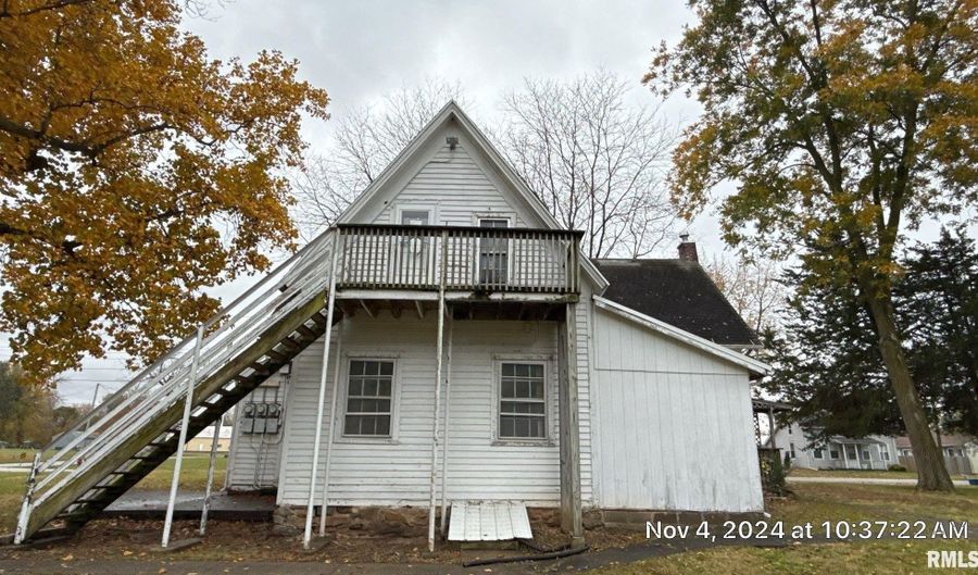 221 E 2ND Ave, Andalusia, IL 61232 - 0 Beds, 0 Bath