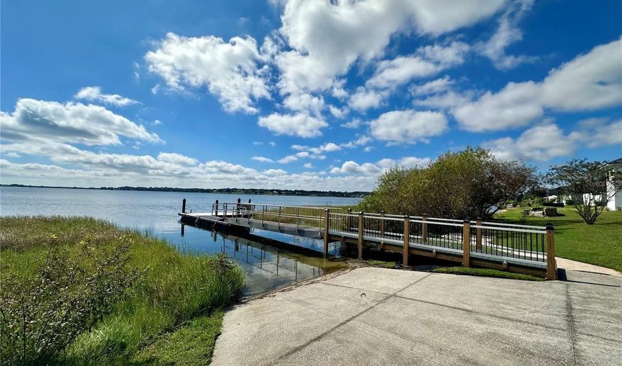 5150 VILLA CREST Way, Auburndale, FL 33823 - 3 Beds, 2 Bath