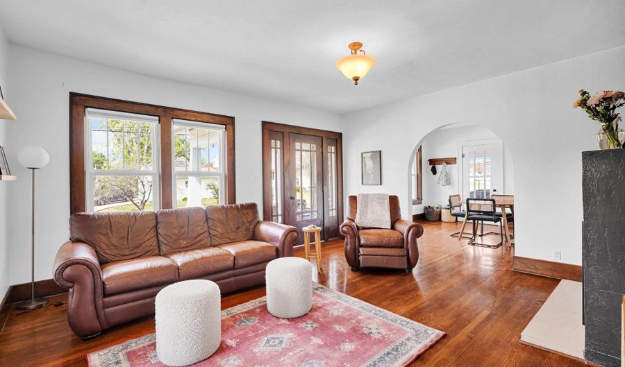 1208 T St, Bedford, IN 47421 - 3 Beds, 2 Bath