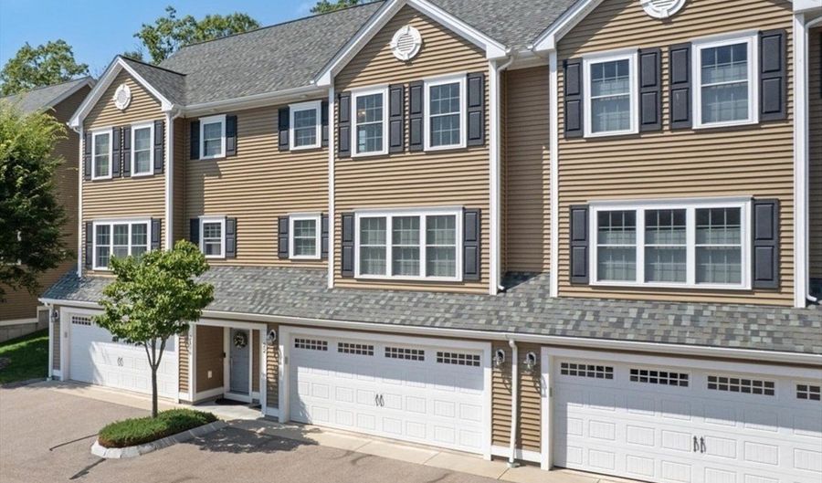 1405 Commerce Way 22, Attleboro, MA 02703 - 3 Beds, 3 Bath