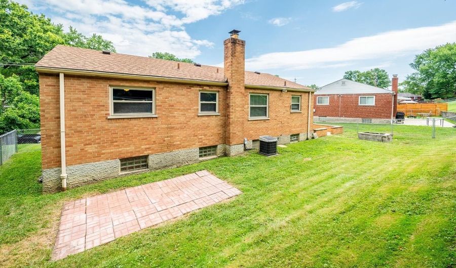5331 Cleander Dr, Delhi, OH 45238 - 2 Beds, 2 Bath
