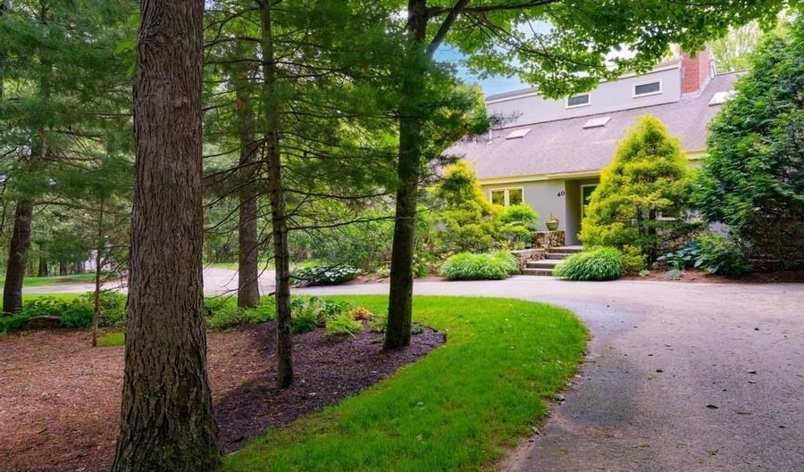 40 Bicentennial Way, Boxborough, MA 01719 - 3 Beds, 3 Bath