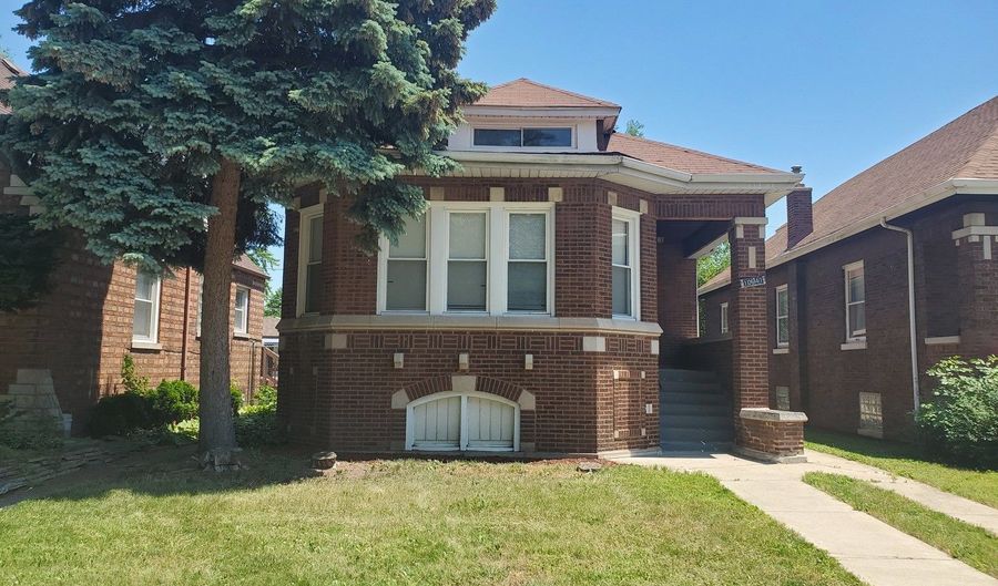 10641 S Normal Ave, Chicago, IL 60628 - 4 Beds, 1 Bath