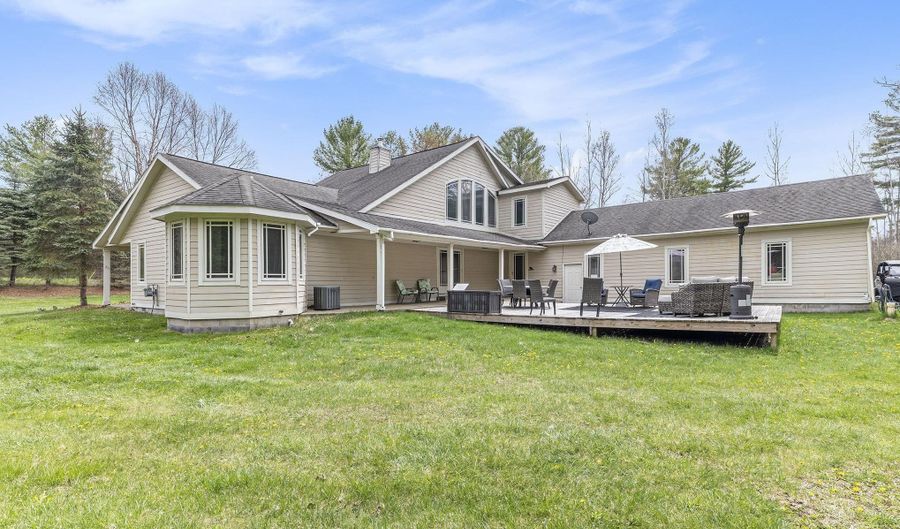 11730 S East Torch Lake Dr, Alden, MI 49612 - 3 Beds, 3 Bath