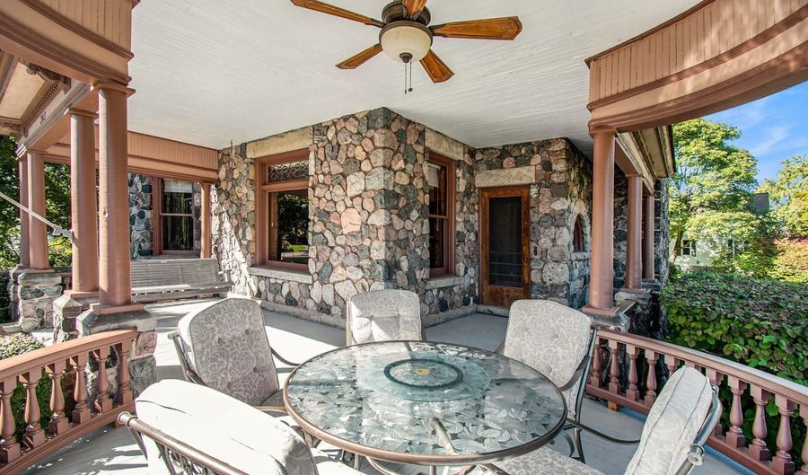 303 S State Ave, Alpena, MI 49707 - 5 Beds, 3 Bath