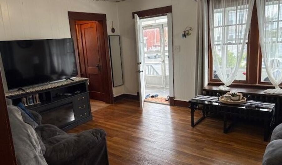 333 Mountain St, Albany, NY 12209 - 3 Beds, 1 Bath