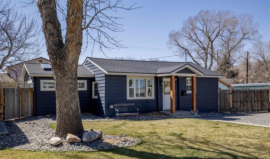732 Platinum Ave, Cody, WY 82414 - 2 Beds, 1 Bath