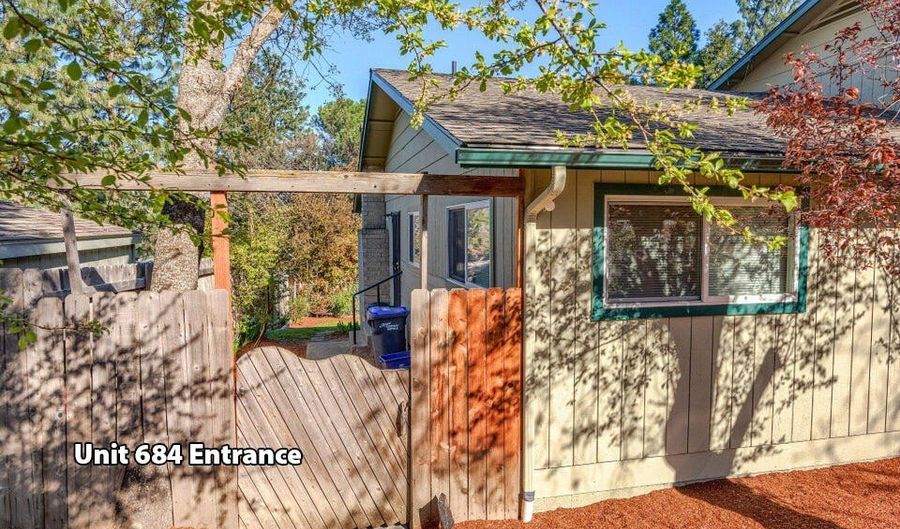 682 Chestnut St, Ashland, OR 97520 - 0 Beds, 0 Bath