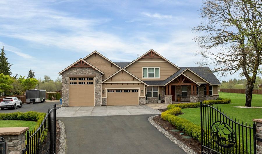 10704 NE 189TH St, Battle Ground, WA 98604 - 4 Beds, 5 Bath