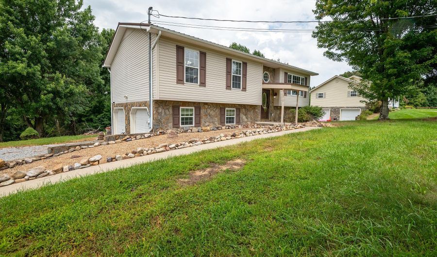 925 Keller Rd, Afton, TN 37616 - 3 Beds, 2 Bath