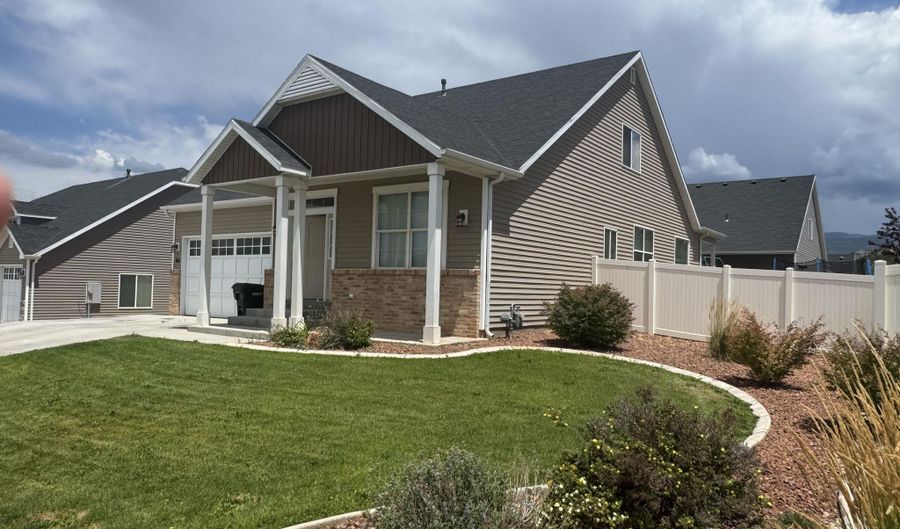 166 N 2875 W, Cedar City, UT 84720 - 4 Beds, 3 Bath