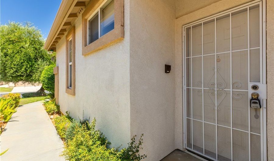 721 Big Spring Dr, Banning, CA 92220 - 2 Beds, 2 Bath
