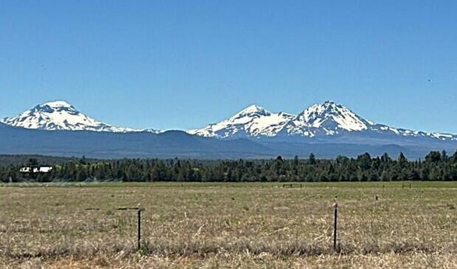 65325 HWY 20, Bend, OR 97703 - 2 Beds, 1 Bath