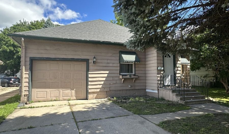 1204 2nd Ave NW, Austin, MN 55912 - 3 Beds, 1 Bath