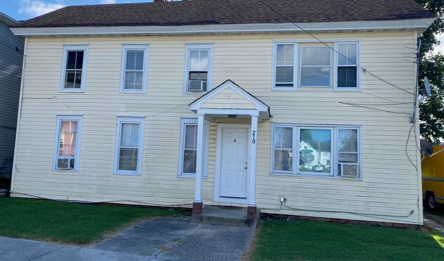 210 S MARKET St, Frederica, DE 19946 - 2 Beds, 2 Bath