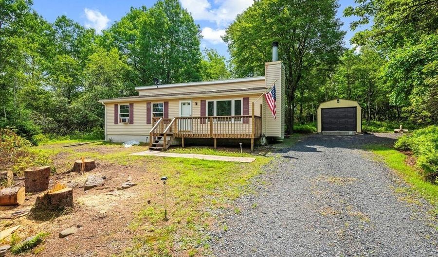 605 N Scenic Dr, Albrightsville, PA 18210 - 3 Beds, 2 Bath