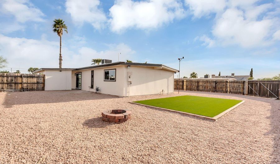 800 E MELROSE Dr, Casa Grande, AZ 85122 - 3 Beds, 2 Bath