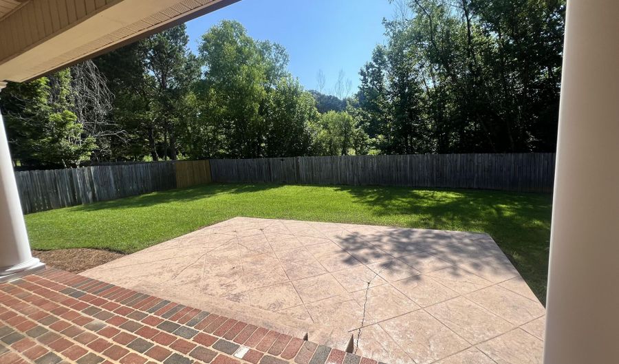 8360 Ole Cobblestone Dr, Meridian, MS 39305 - 3 Beds, 2 Bath