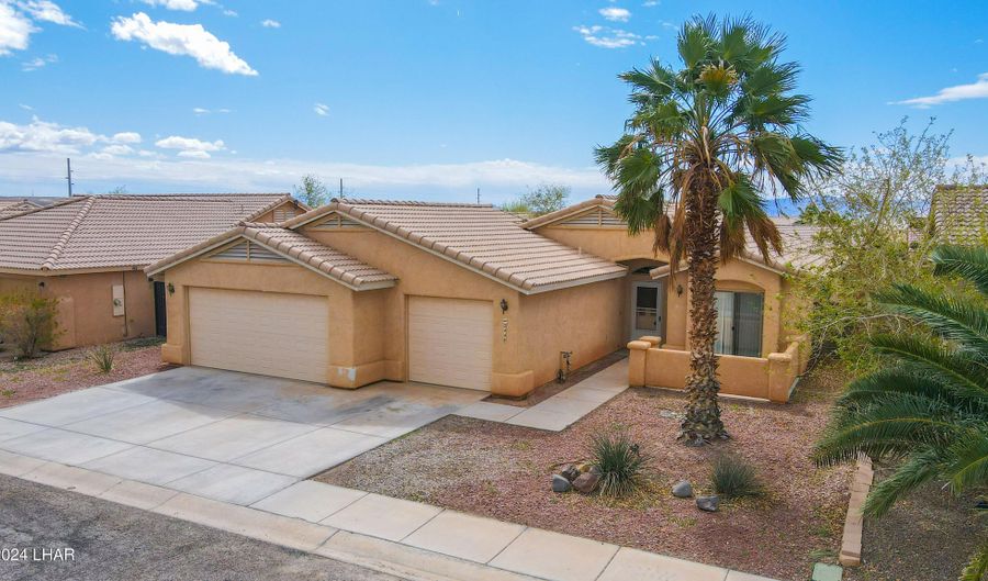 2448 Wildflower Dr, Mohave Valley, AZ 86440 - 3 Beds, 2 Bath