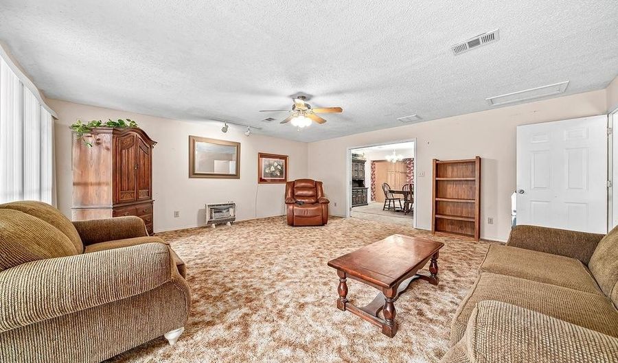 634 Orchard Vw, Alma, AR 72921 - 3 Beds, 2 Bath