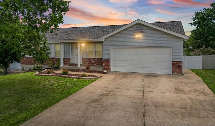 3532 Saint Francis Dr, Arnold, MO 63010 - 3 Beds, 3 Bath