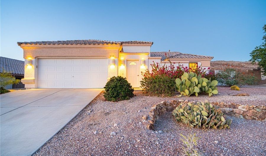 2995 Tierra Vida, Bullhead City, AZ 86429 - 3 Beds, 2 Bath