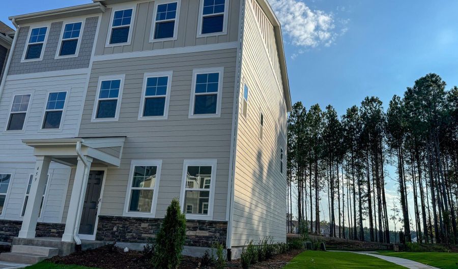 459 Carolina Springs Blvd, Apex, NC 27539 - 3 Beds, 4 Bath