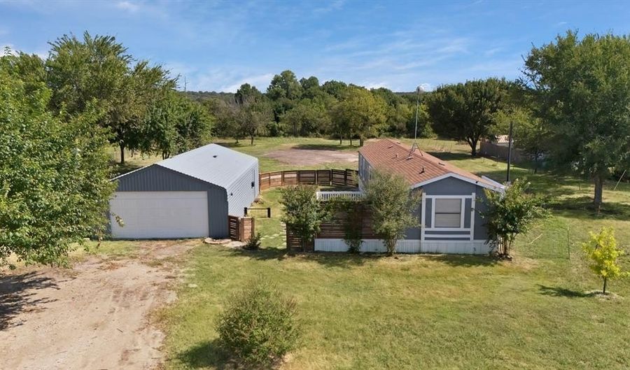 147 Mill Branch Ln, Weatherford, TX 76085 - 2 Beds, 2 Bath