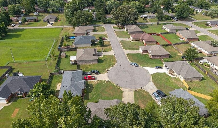 423 Mildred Ct, Alma, AR 72921 - 3 Beds, 2 Bath