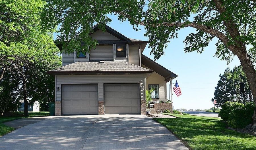 1440 Pine Tree Ct, Arlington, NE 68002 - 3 Beds, 3 Bath