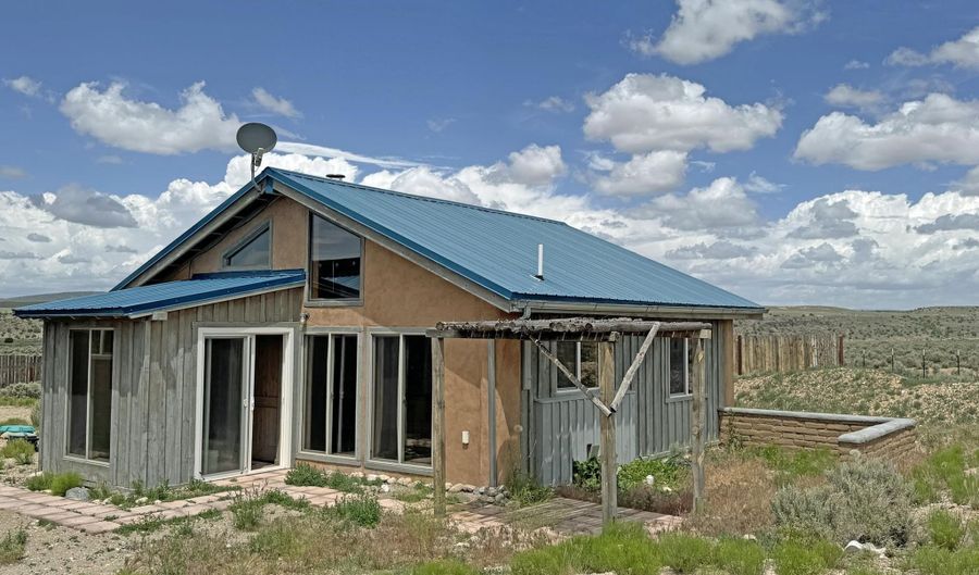 620 Tune Dr, Arroyo Hondo, NM 87513 - 2 Beds, 2 Bath
