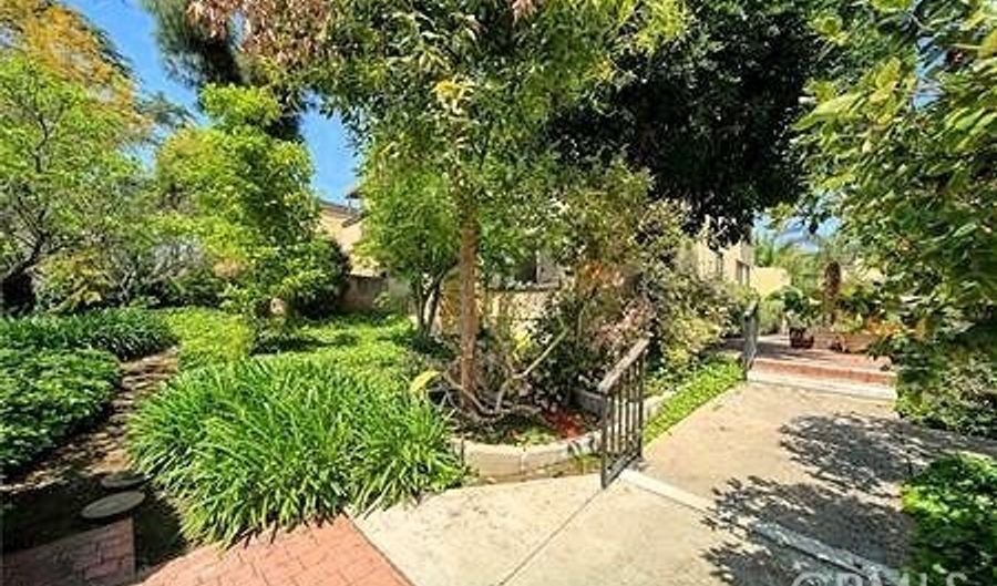 407 W Duarte Rd 8, Arcadia, CA 91007 - 4 Beds, 3 Bath