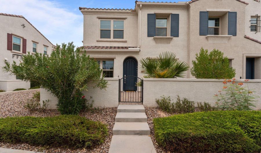 4077 S SABRINA Dr 127, Chandler, AZ 85248 - 4 Beds, 3 Bath