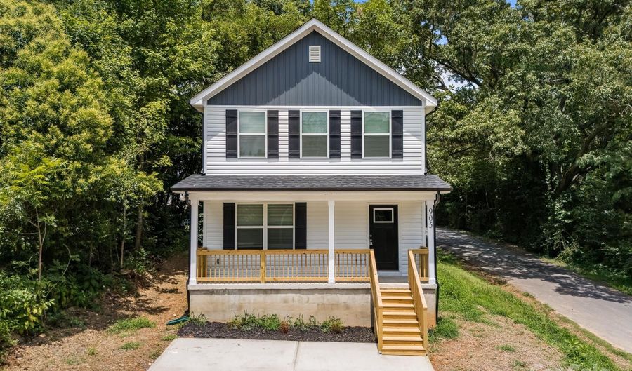 905 Elizabeth Ave, Albemarle, NC 28001 - 3 Beds, 3 Bath