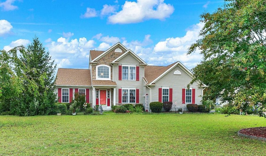2 GARDENIA Blvd, Greenwood, DE 19950 - 3 Beds, 3 Bath