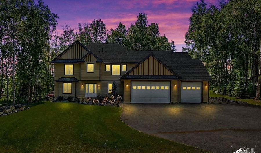 6520 Kincaid Rd, Anchorage, AK 99502 - 4 Beds, 4 Bath