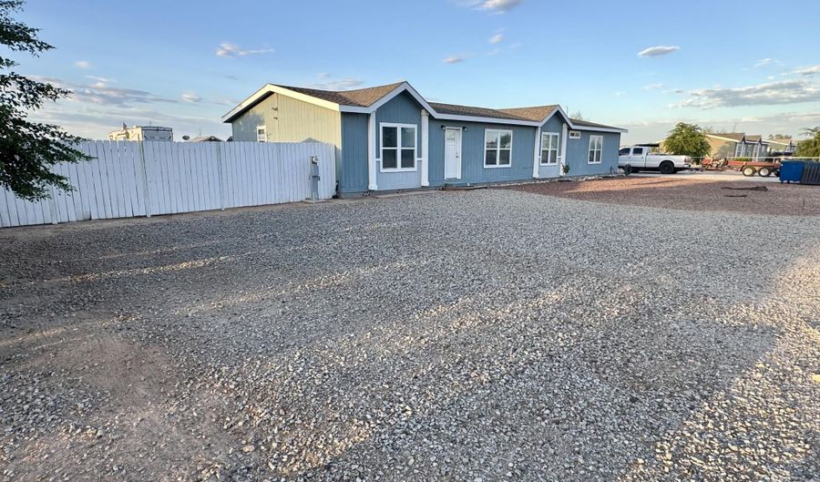 21724 W CALLE POCO, Buckeye, AZ 85326 - 4 Beds, 2 Bath