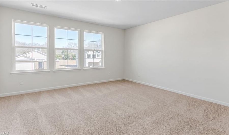 1006 Slingshot Ct, Archdale, NC 27263 - 4 Beds, 3 Bath
