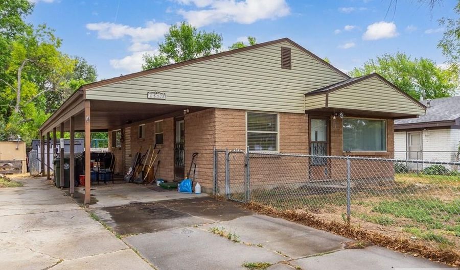 1515 Dennis Ave, Blackfoot, ID 83221 - 3 Beds, 1 Bath